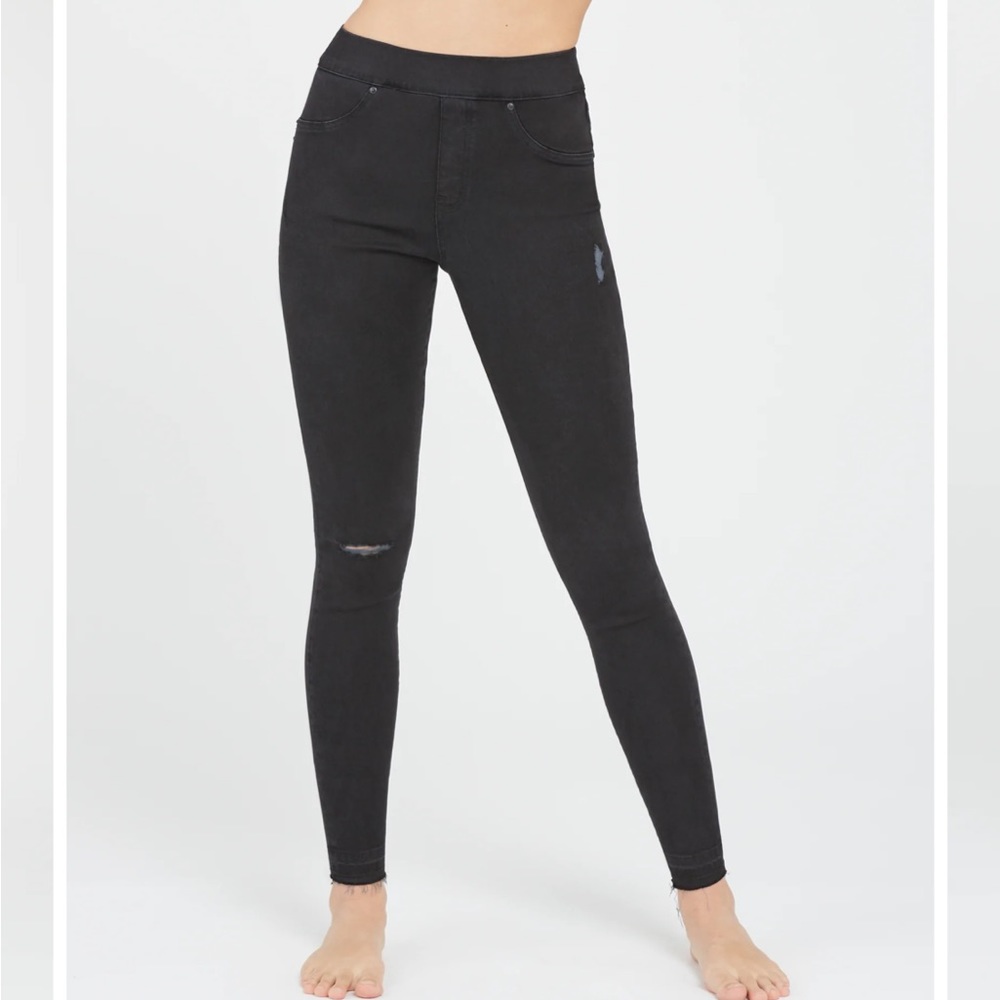 Spanx Vintage Distressed Ankle Skinny